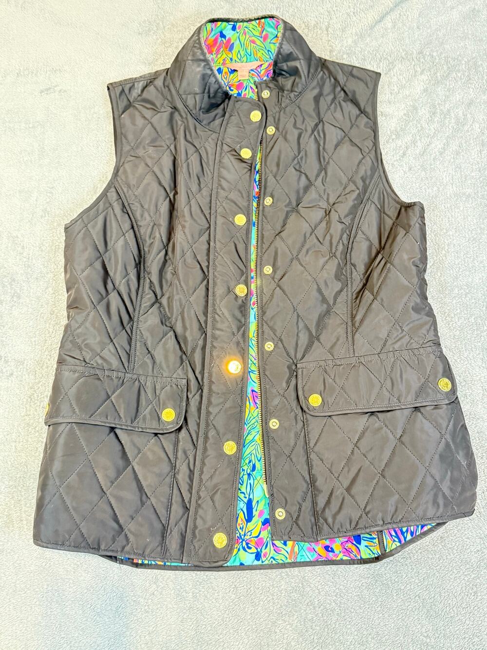 Lilly Pulitzer black quilted vest colorful lining L